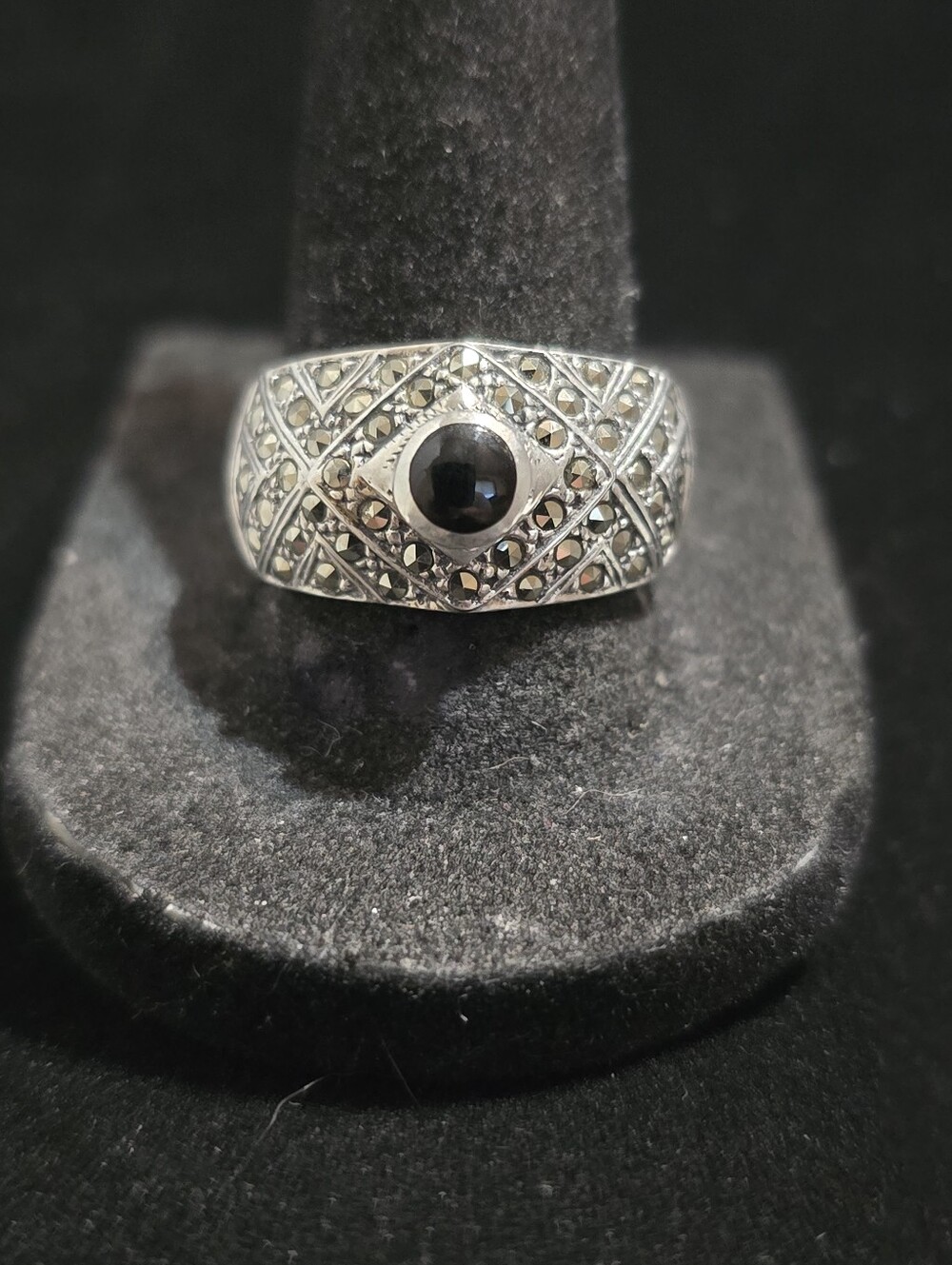 Vintage Sterling Silver Marcasite And Onyx Dome Ring Size 9